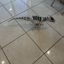 WowWee Roboraptor RC Robot