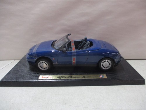Maisto 1995 alfa romeo - maisto,