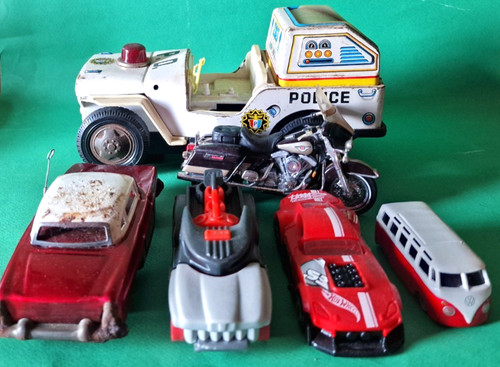 Collectible car model lot - car,