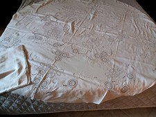 Tovaglia Rotonda Ricamato Con Inserti In Uncinetto E 8 Tovaglioli