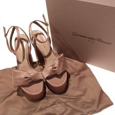 Sandali Gianvito Rossi nuovi