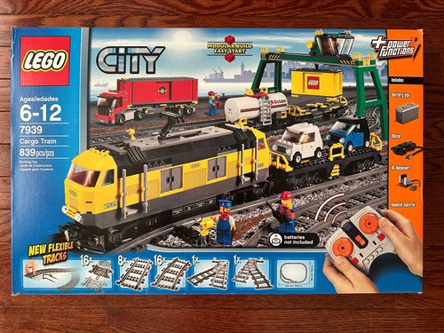Nuovo lego city - cargo, train