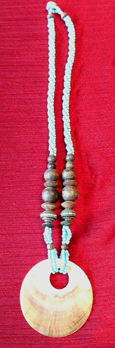 Collana medaglione conchiglia