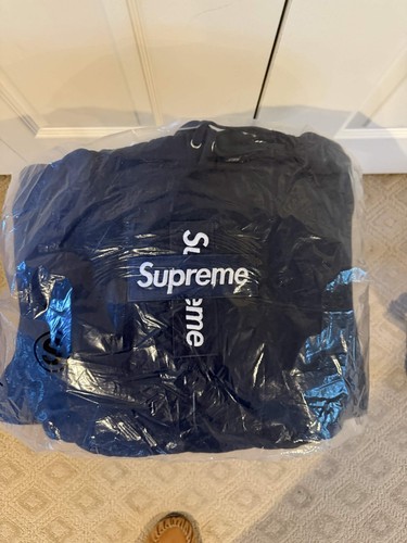 Supreme cross box - box, hoodie