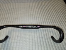 Manubrio stradale compatto in