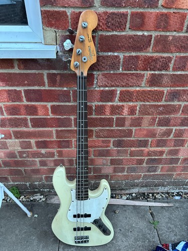Basso elettrico vintage - , squier