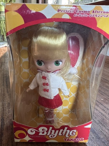 Blythe doll - blythe,