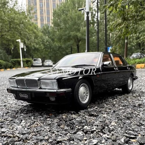 Almost real jaguar xj6 - 1/18,