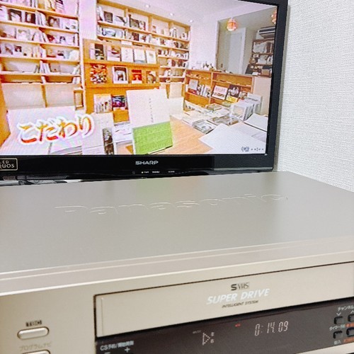 Panasonic sv1 vhs vcr - panasonic, s-vhs