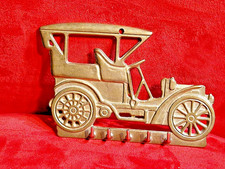 Vecchio portachiavi in ottone