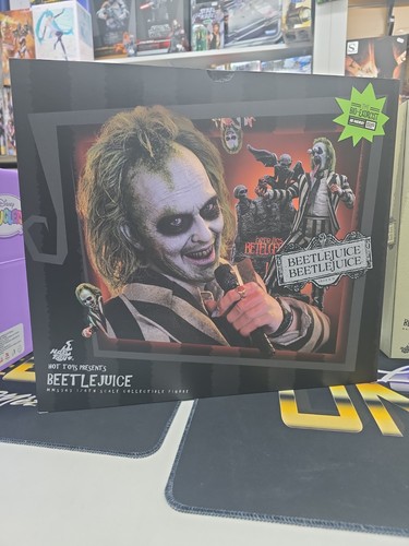 Hot toys beetlejuice - toys,
