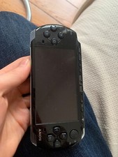 Sony PlayStation Portable nera