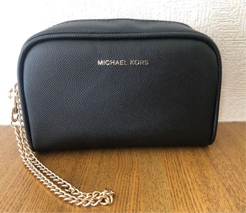 New and michael kors pouch - new,