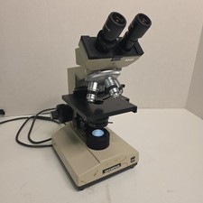 Olympus CH Microscopio