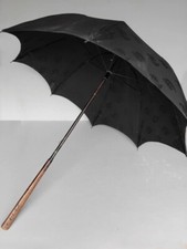 Antico ombrello parasole con manico in legno intarsiato in stile asiatico