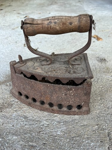 Antico ferro stiro a - da,