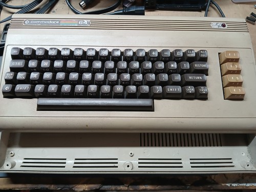 Commodore working keyboard - commodore,