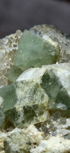 Minerale fluorite cubica - minerale@fluorite, verde