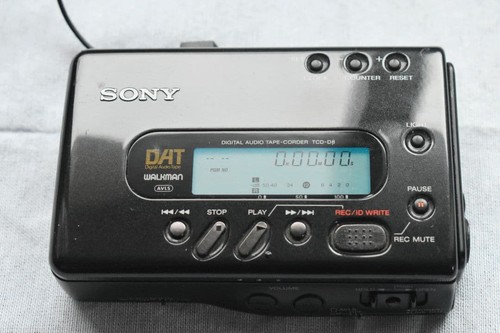 Sony tcd dat - sony, walkman