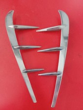 Coppia fregi cofano lambretta - coppia,