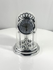 Orologio a pendolo con cupola