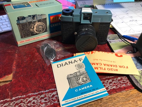 Fotocamera diana con - fotocamera, diana-f