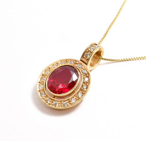 Collana oro con ciondolo