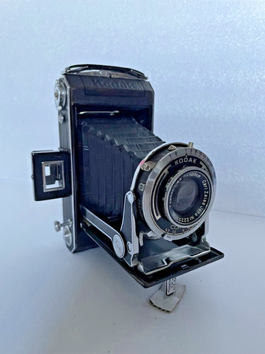 Macchina fotografica - , a