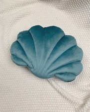 Cuscino forma di conchiglia verde 