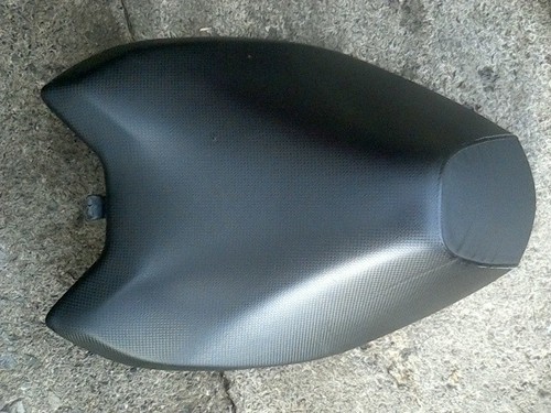 Sedile anteriore pilota yamaha - anteriore,