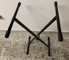 SUPPORTO PROFESSIONALE A X per DJ flightcase e tastiere 