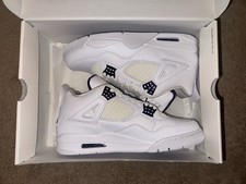 Jordan 4 viola metallizzato