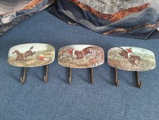 Vintage rari Ganci Appendiabiti Plastica Metallo Vecchi Cavallo collezione 