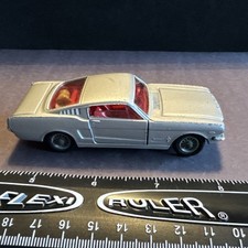 Corgi Toys 320 Ford Mustang