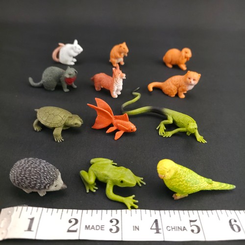 Safari ltd minifigure - safari,