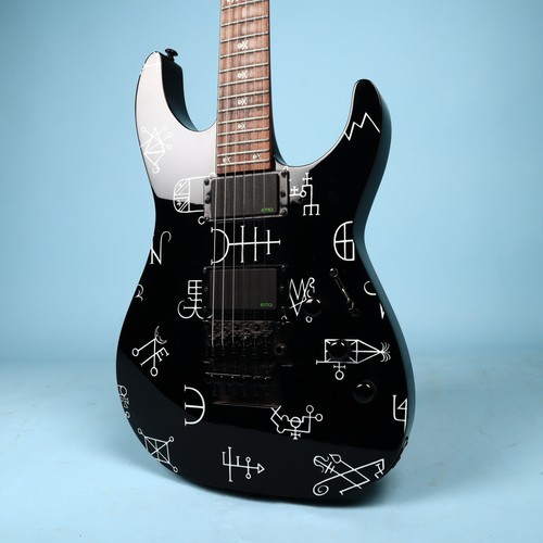 Chitarra demonologica firmata