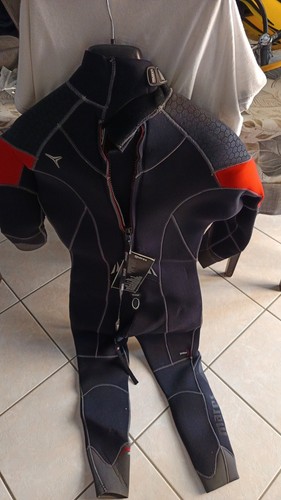 Muta sub mares - taglia, s
