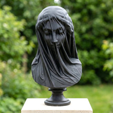 Busto statua dama velata nera