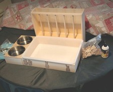 Porta Fieno e Lettiera 3 in 1 per Conigli – Fieniera Artigianale Con DECORAZIONI