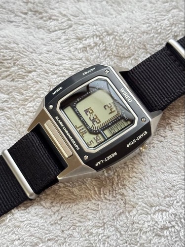 Orologio cronografo digitale
