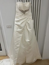 Bellissimo Abito da Sposa Della Linea LA SPOSA di Pronovias