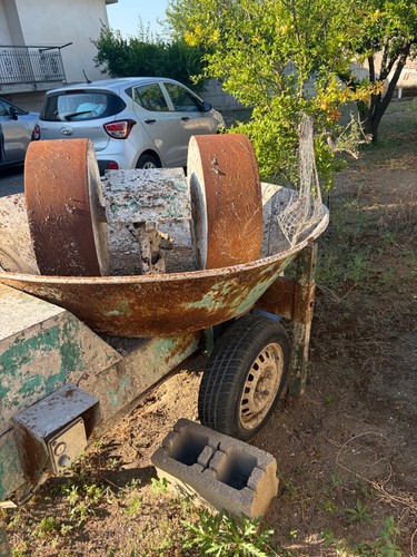 Molazza per cantieri