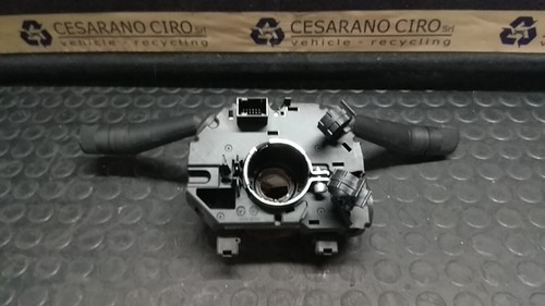 Devioguidasgancio 735606803 - ,