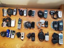 LOTTO STOCK 16 TELEFONI CELLULARI VINTAGE + CARICABATTERIE E AURICOLARI