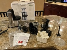 Hurom HZ-SBB17 Slow Juicer