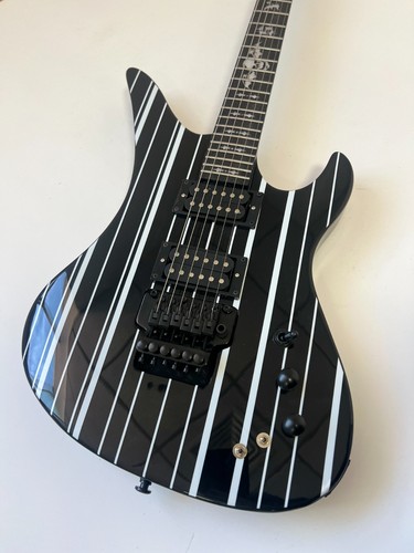 Schecter synyster gates - synyster,