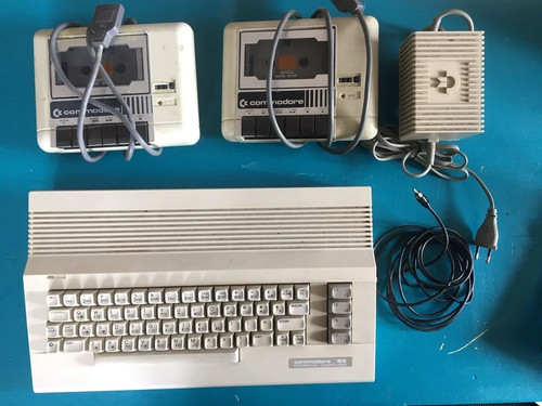 Computer commodore 2 - computer, +