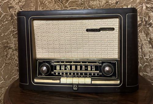 Vintage grundig majestic 941 - vintage,