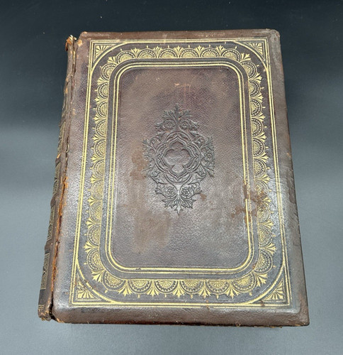 Antica bibbia holy bible - holy,