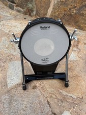 Roland 120 kick bass - kd-120, drum